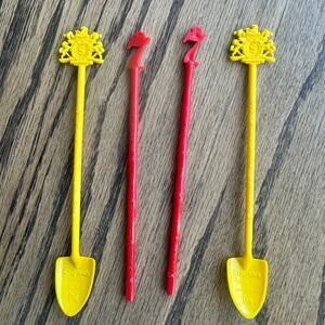 Lot of 4 Vintage Seagram’s Swizzle Sticks – Yellow Shovel & Red 7 Crown Barware